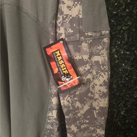 Massif Army Combat Shirt XL Flame Resistant tactical compression camouflage NWT - Picture 4 of 6